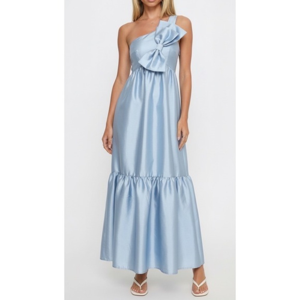 Petal & Pup Bettina One Shoulder Bow Maxi Dress Light Blue Satin Tiered Ruffle M